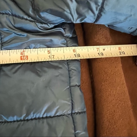 goodfellow & Co. dark blue puffer jacket long sleeves, small, water resistant. - Picture 14 of 15